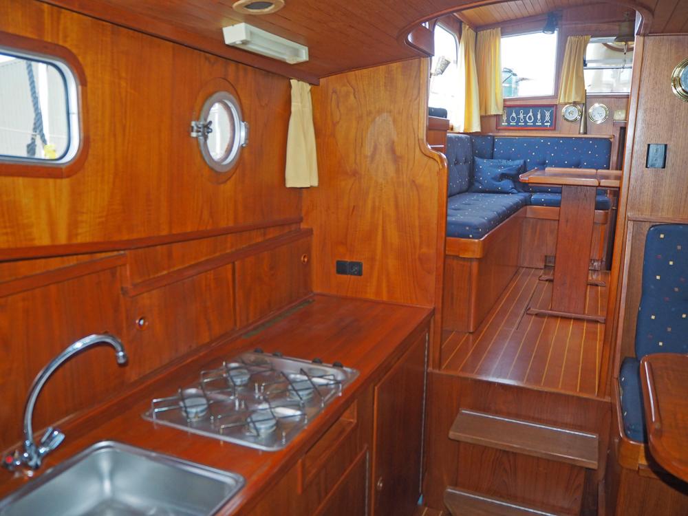 Fore ship, Accommodation